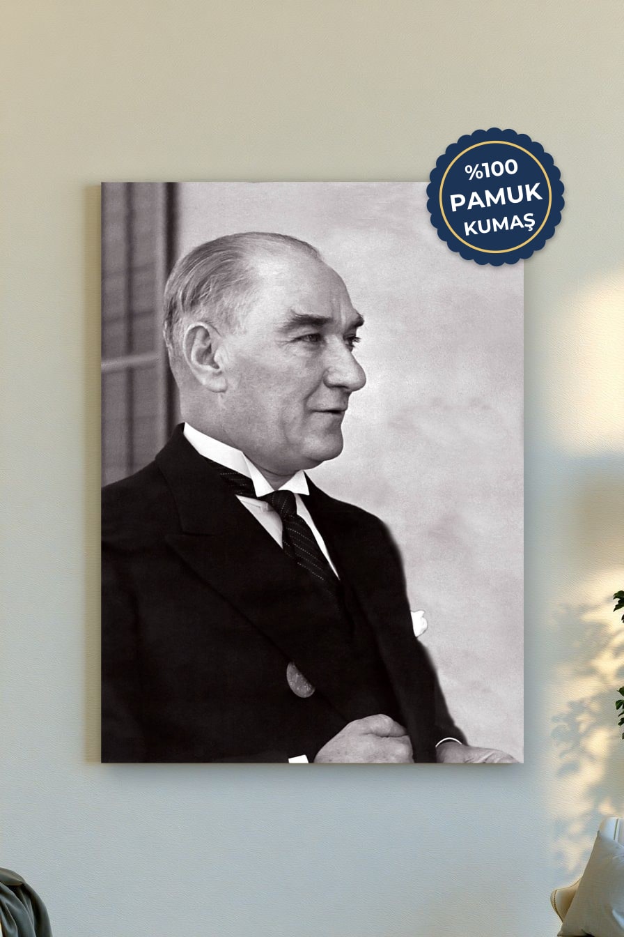 Atatürk Kanvas Tablo - Siyah Beyaz Detay