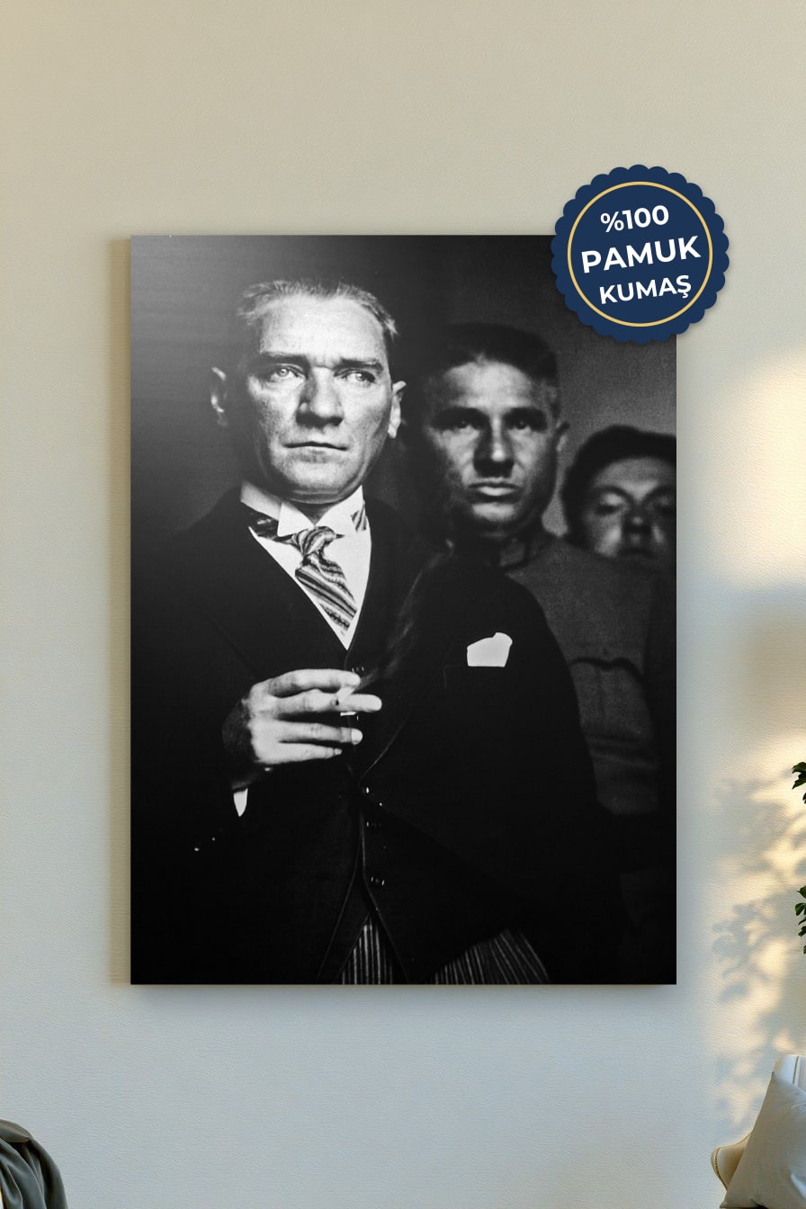 Tarihî Portre Kanvas Tablo - Siyah Beyaz Vurgusu