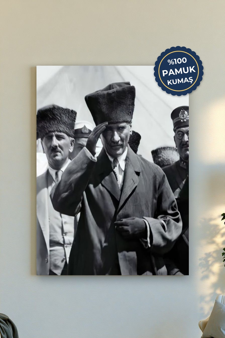 Atatürk Kanvas Tablo - Siyah Beyaz Retro