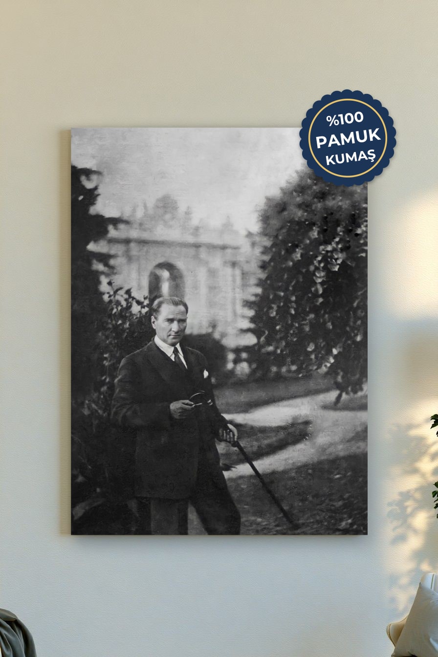 Tarihî Portre Kanvas Tablo - Siyah Beyaz Vurgusu