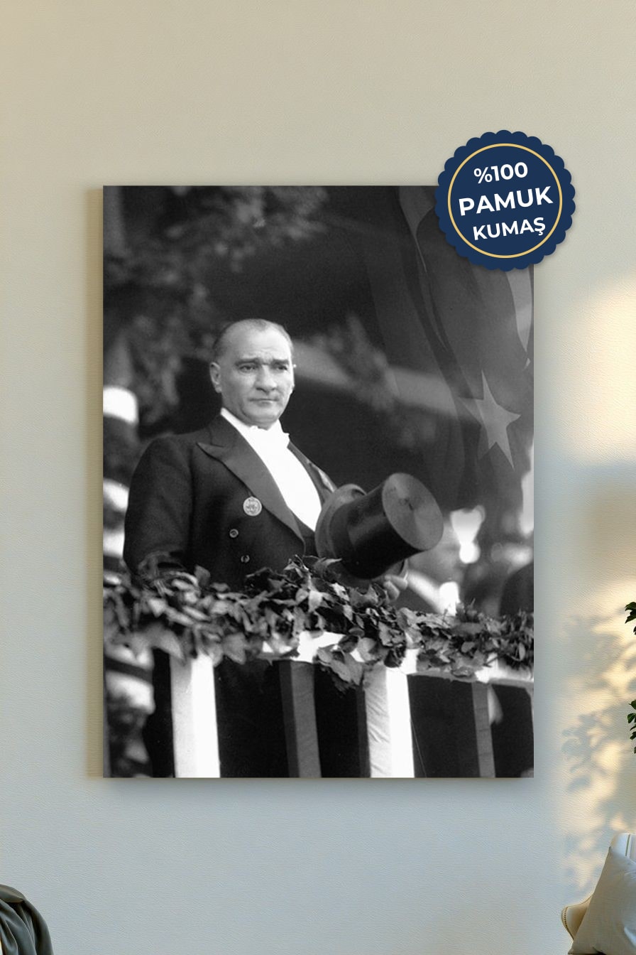 Atatürk Kanvas Tablo - Siyah Beyaz Vurgu