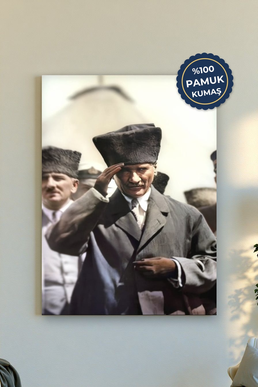 Atatürk Kanvas Tablo - Siyah Beyaz Vurgusu
