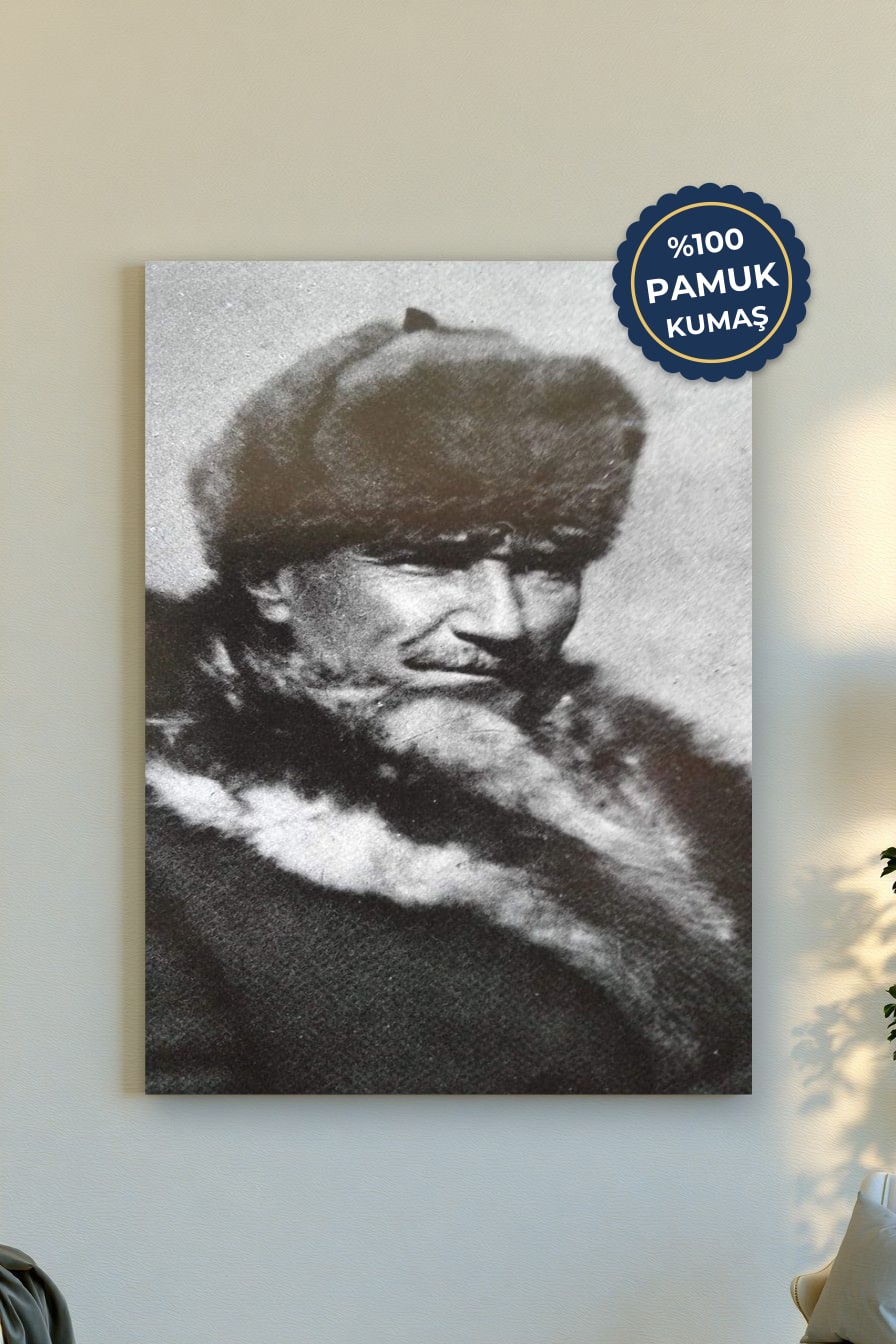 Tarihi Portre Kanvas Tablo - Siyah Beyaz Vurgusu
