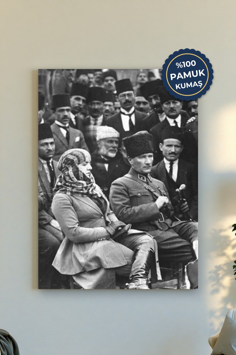 Tarihî Anlar Kanvas Tablo - Siyah Beyaz Vurgusu