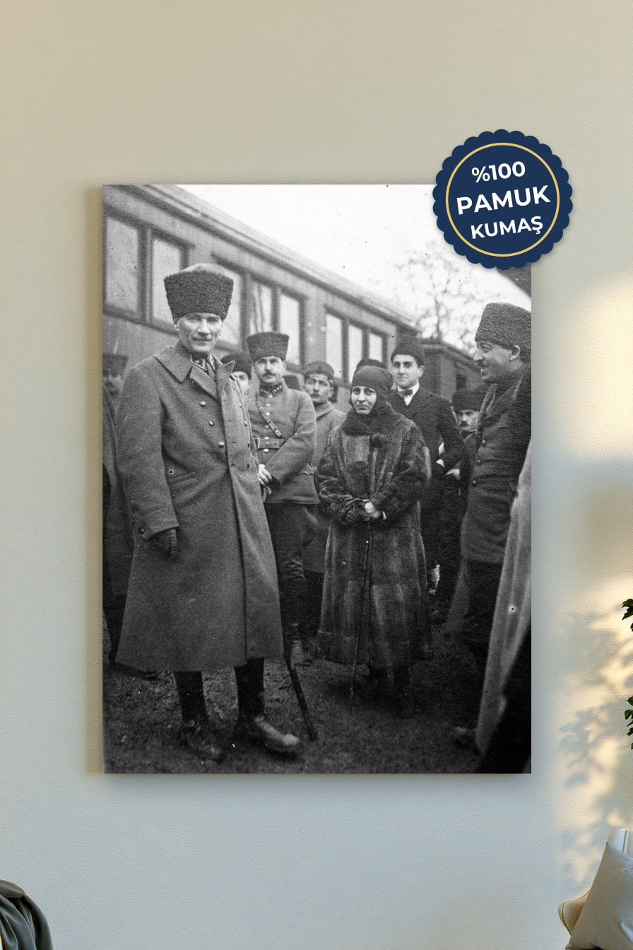 Tarihî Portre Kanvas Tablo - Siyah Beyaz Vurgu